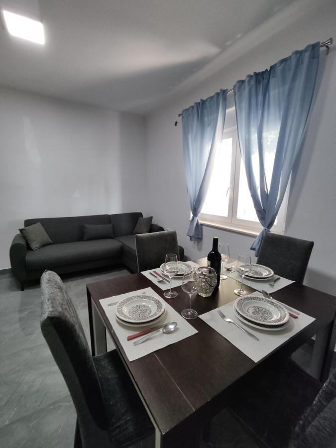 ז'סניסה Apartman Lu מראה חיצוני תמונה